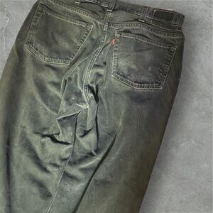 560 LEVI JEANS🔥PERFECT FOR ACTIVITIES LIKE SKATING‼️